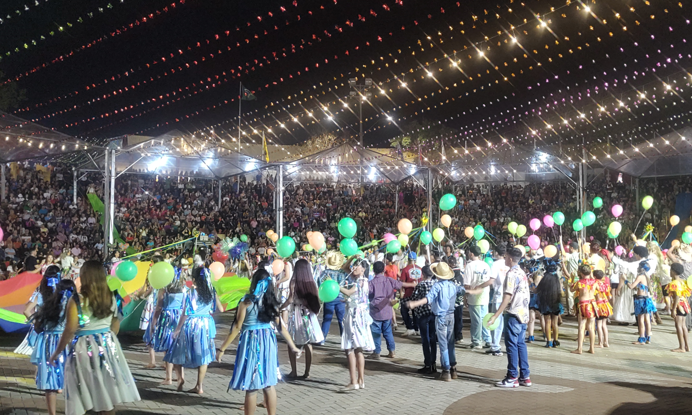 Abertura do 60º Festival do Folclore de Olímpia Celebra Tradição e Cultura Brasileira
