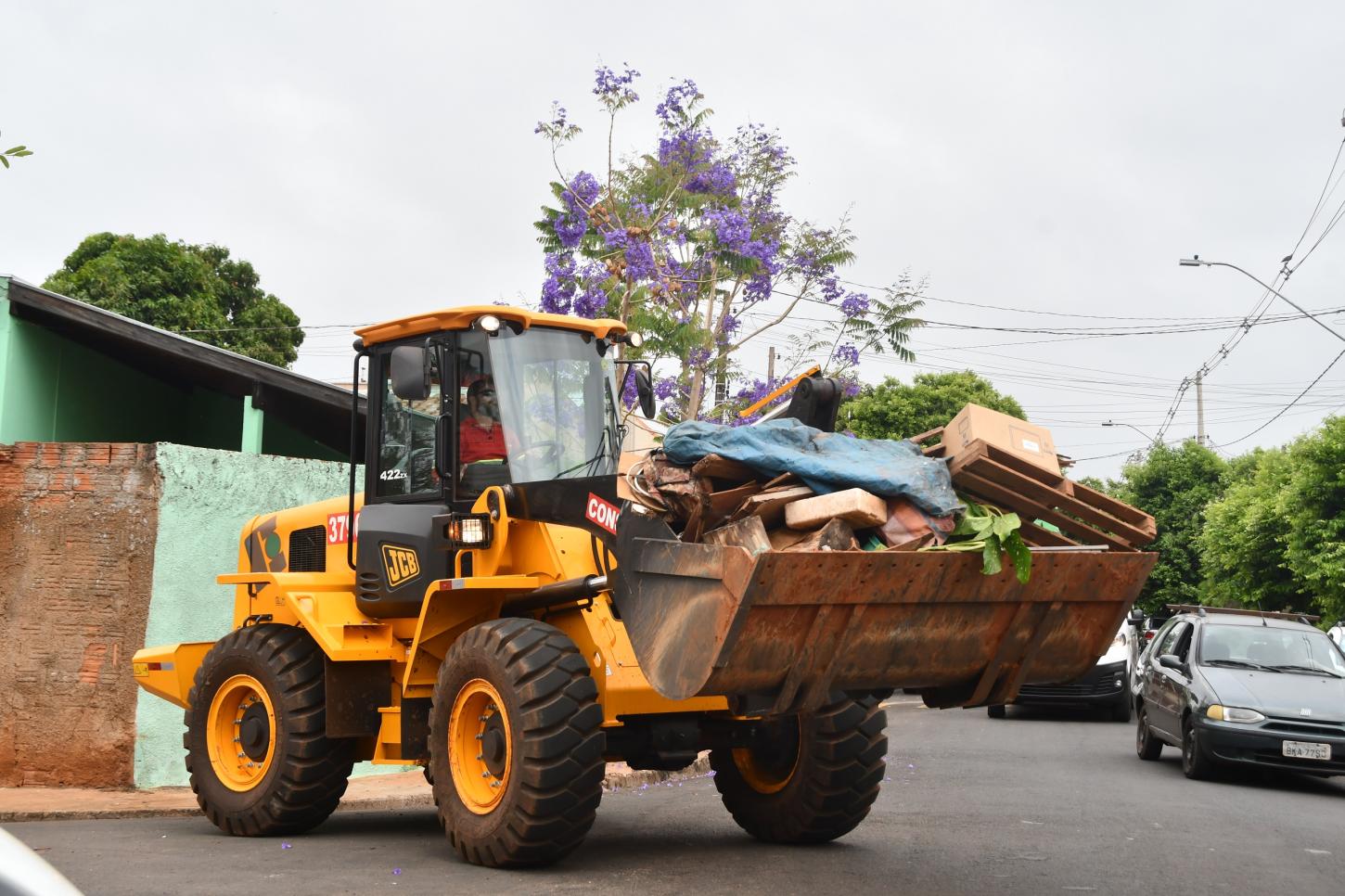 Arrastão da Limpeza recolhe mais de 25 caminhões de entulhos e segunda etapa avança pelos bairros