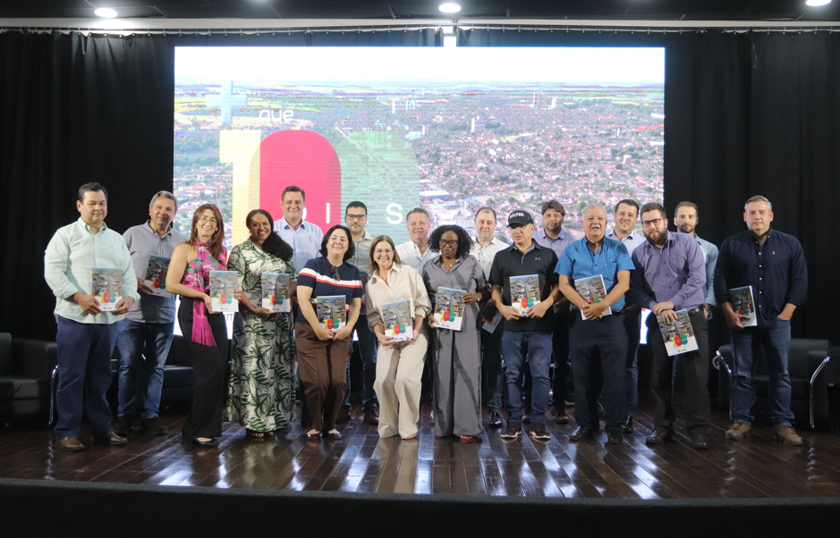 Planejamento estratégico, capacitação profissional e cultura do cuidado marcam os primeiros 100 dias de governo em Olímpia