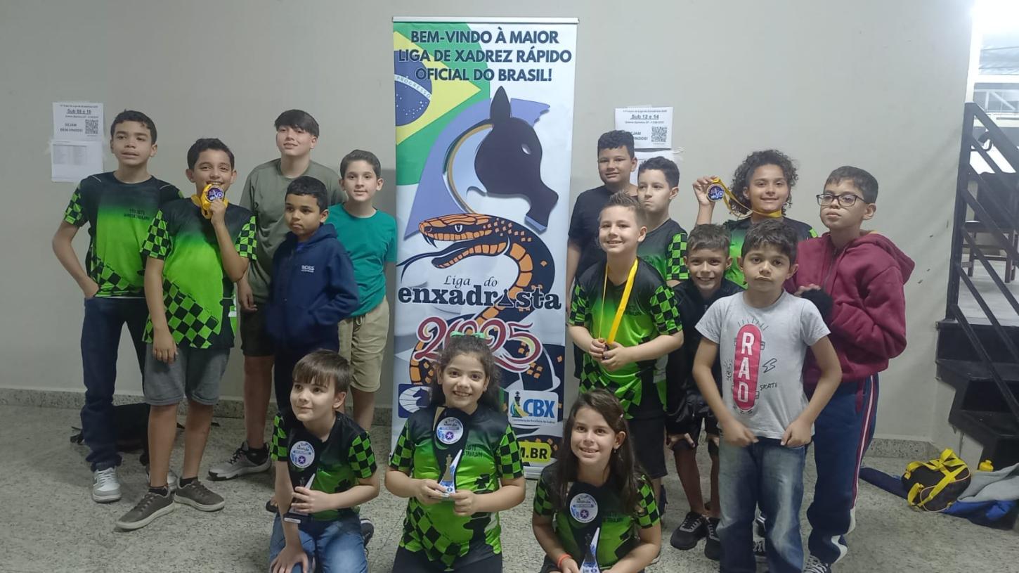 Alunos de Olímpia se destacam em torneio de xadrez com conquista de 1º lugar