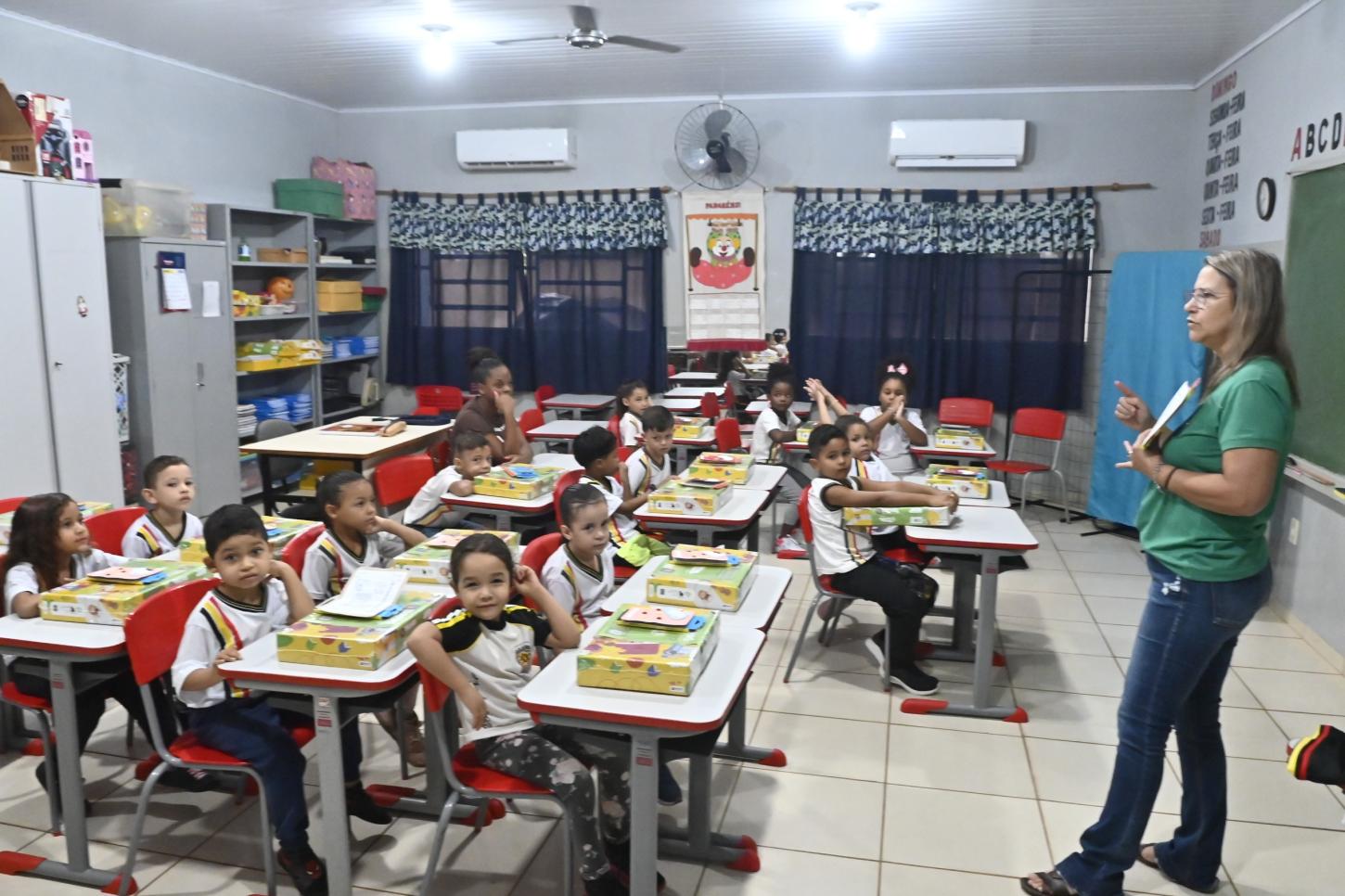 Educação se prepara para volta às aulas do segundo semestre de 2025