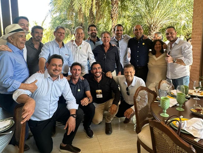 Geninho participa da abertura da Coopercitrus Expo 2025 ao lado do governador