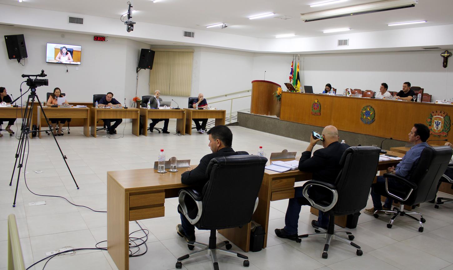 Vereadores de Olímpia defendem projetos sociais e criticam declarações de Rio Preto