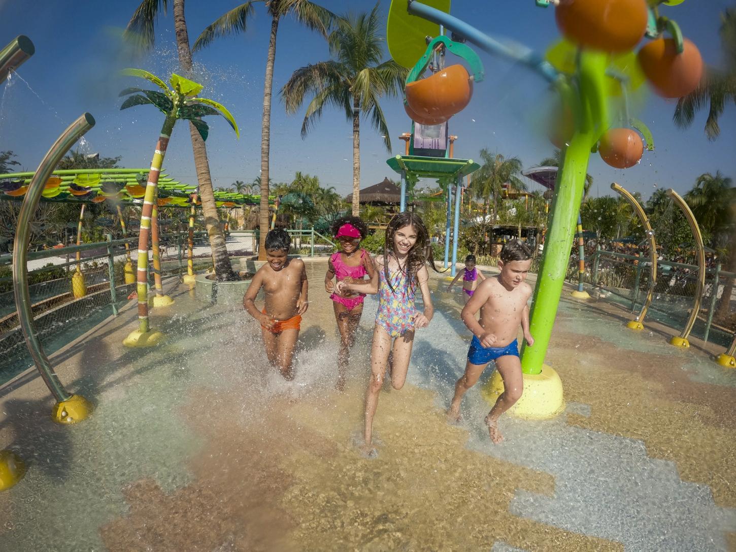 Diversão em dobro no Hot Beach com Dia das Crianças e Halloween