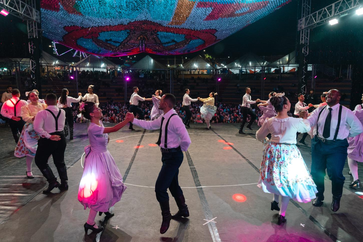 Grupo Frutos da Terra leva tradição e diversidade cultural a festivais internacionais