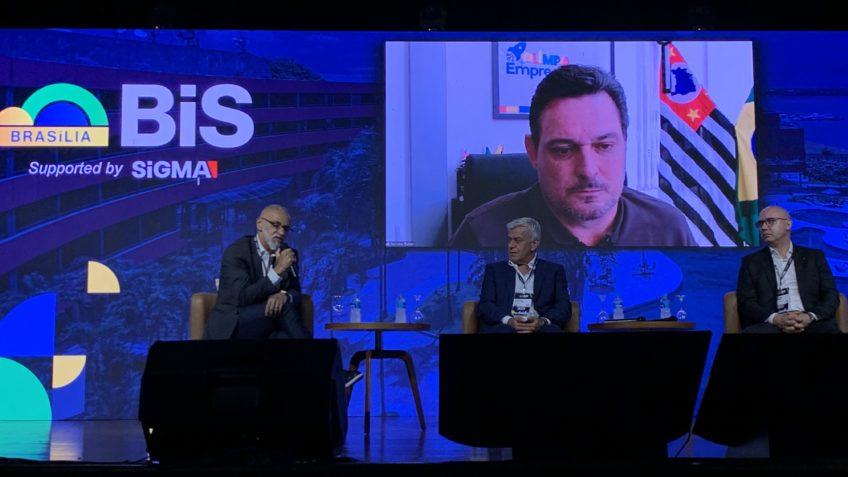 Olímpia participa de debate sobre cassinos em Brasília e representa municípios paulistas em evento nacional de jogos e turismo