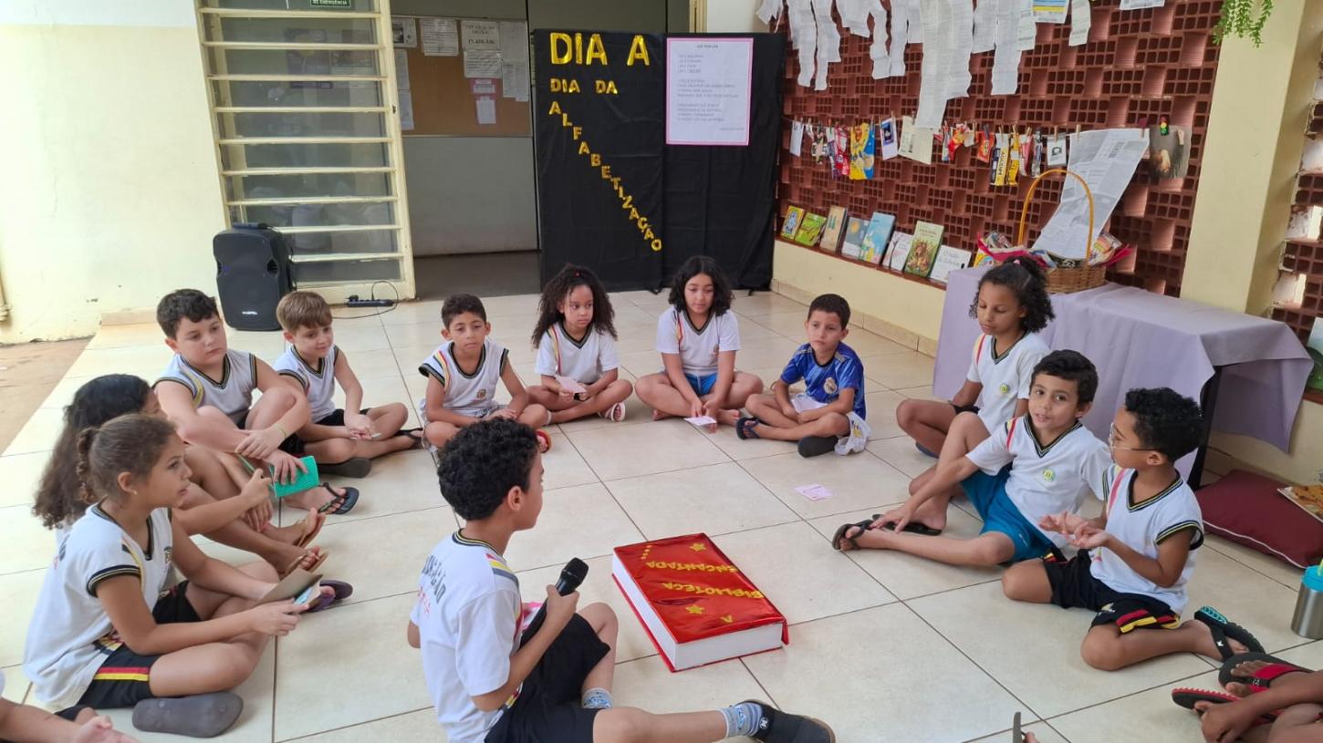 Em apenas um ano, rede de ensino eleva índice de fluência leitora em 43% e avança na alfabetização de Olímpia