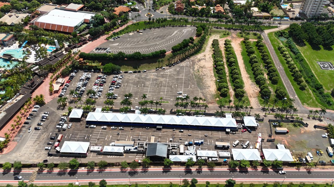 Olímpia Folia 2026 começa nesta sexta-feira com pista solidária e transporte gratuito