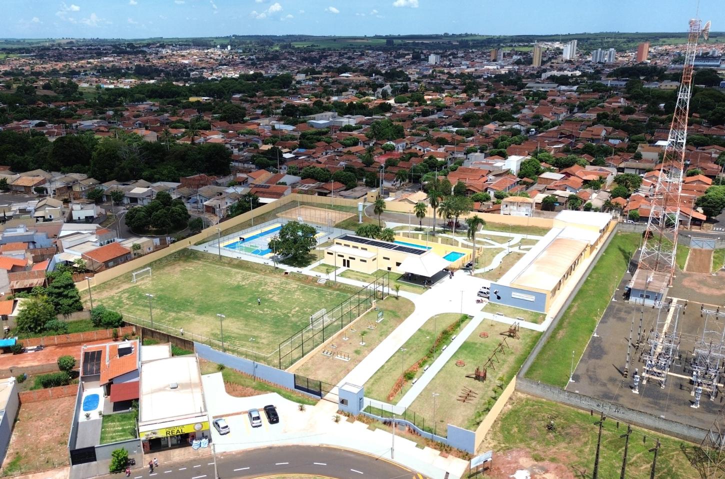 Assistência Social promove mutirão do CadÚnico com diversos serviços públicos no dia 26 de março no Complexo Esportivo
