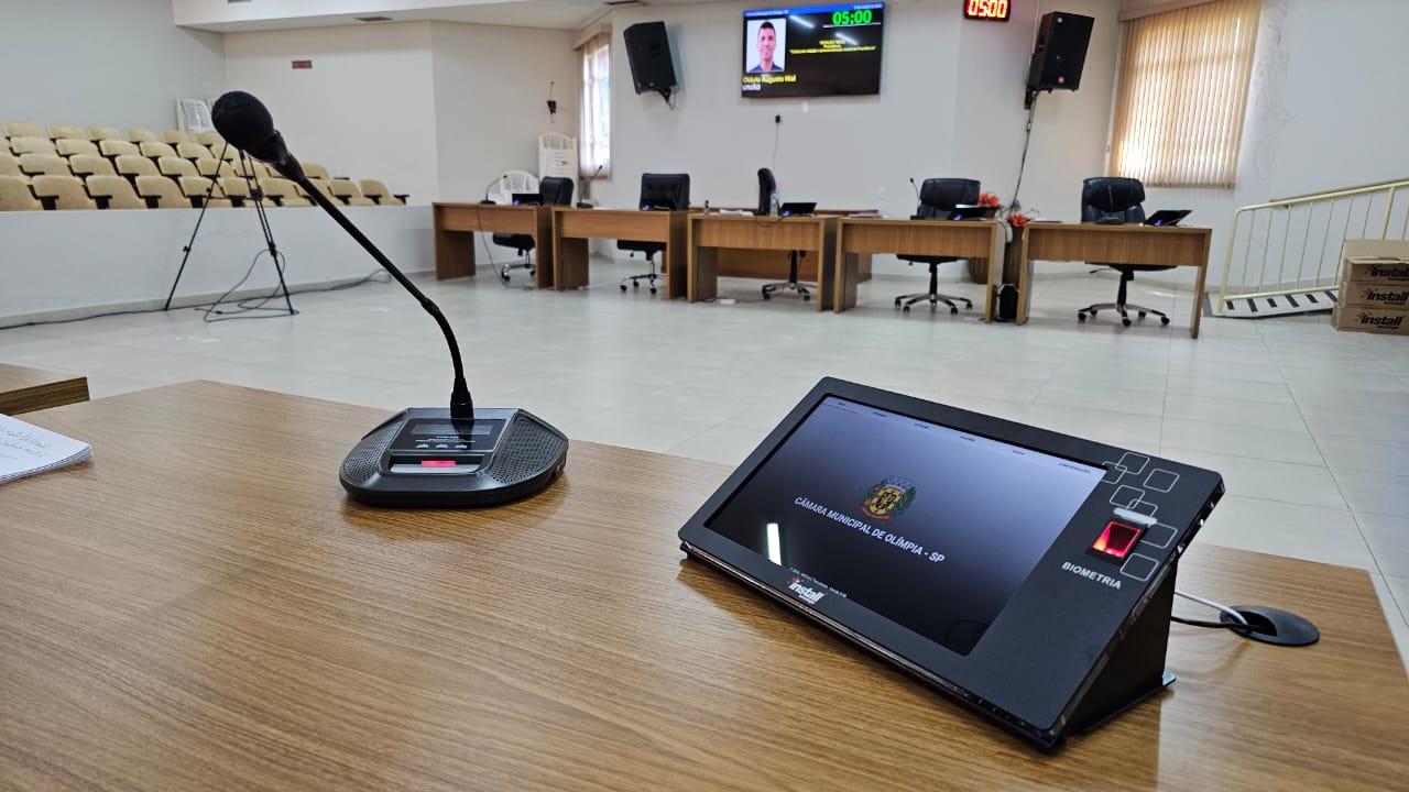 Sem papel, mais transparente: Votação por biometria estreia na Câmara