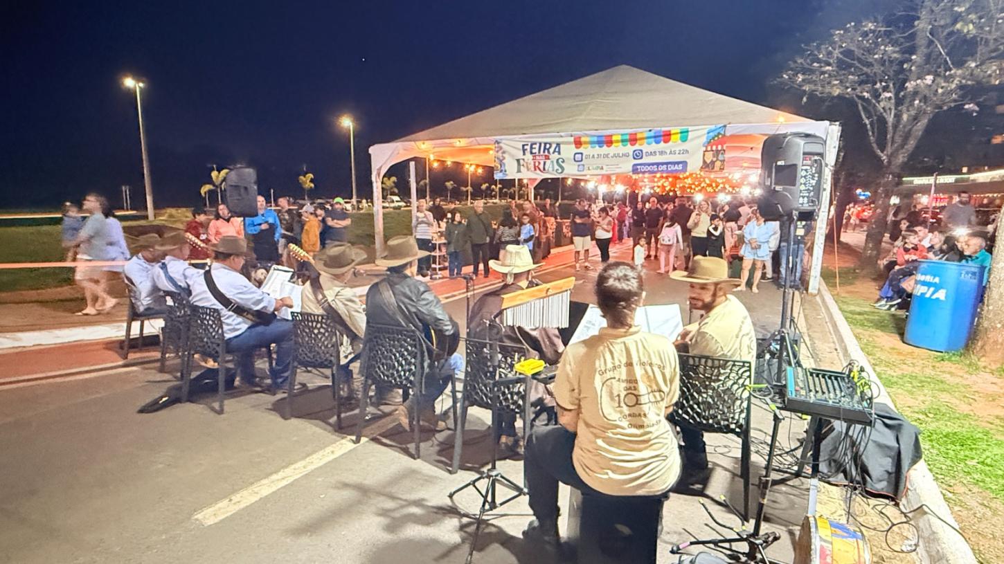 Feira nas Férias terá apresentação do Grupo Parafolclórico Frutos da Terra nesta sexta (17)