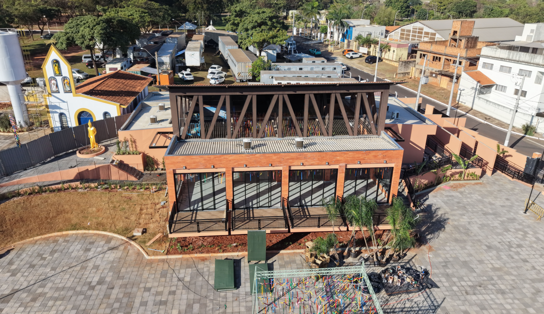 Novo conceito da Vila Brasil traz essência do Rio de Janeiro ao 62º FEFOL com evento Bossa & Samba