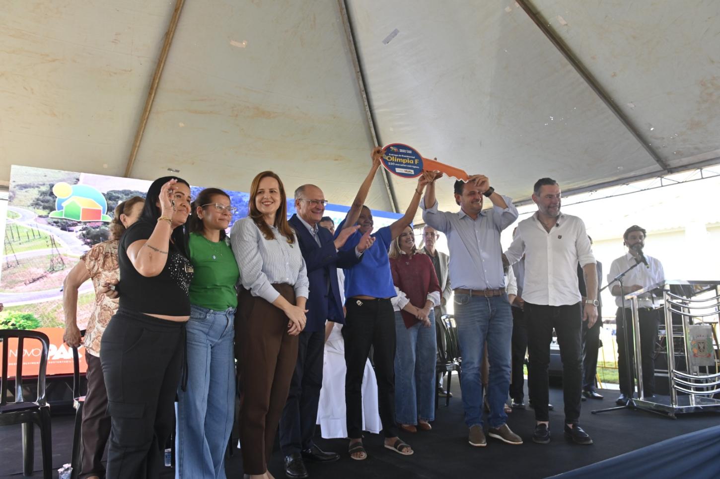 Olímpia entrega 150 moradias do Minha Casa, Minha Vida e amplia acesso à habitação com presença do vice-presidente Geraldo Alckmin