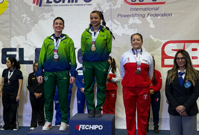 Atleta olimpiense se torna vice-campeã sul-americana de Powerlifting, modalidade de força