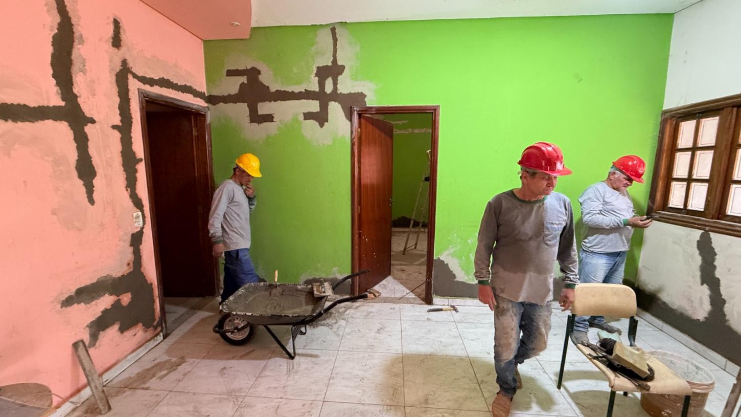 Obras de melhorias habitacionais de 124 moradias começam no Boa Esperança