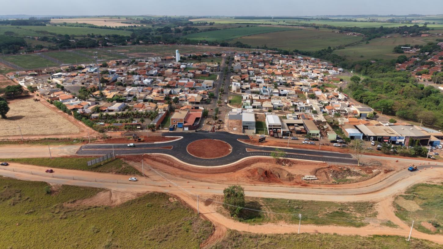 Rotatória de acesso ao Quinta das Aroeiras será entregue nesta sexta-feira (2)