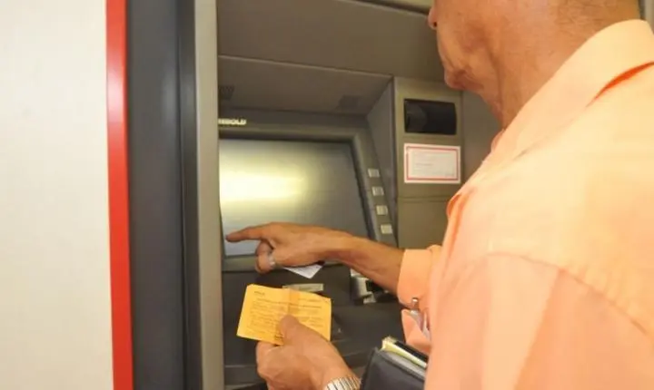 Agências Bancárias Reabrem Nesta Quarta-Feira A Partir Do Meio-Dia