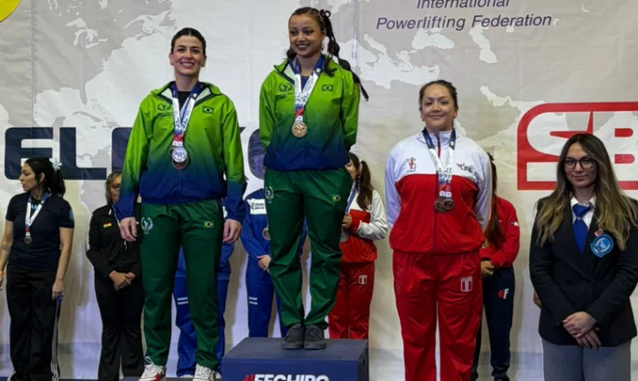 Atleta olimpiense se torna vice-campeã sul-americana de Powerlifting, modalidade de força