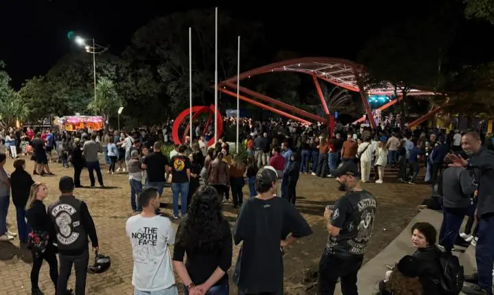 Cultura no Coreto: Claudia Gabriel canta sucessos de Simone Mendes em show gratuito na próxima sexta (30)