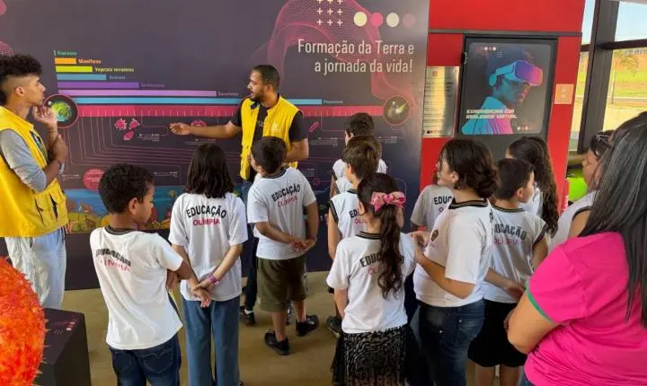 Educação para além da sala de aula: alunos da rede municipal visitam o polo do Museu Catavento em Olímpia