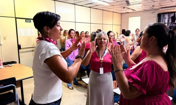 Educação prepara gestores para ampliar ações do Talento Rosa nas escolas municipais