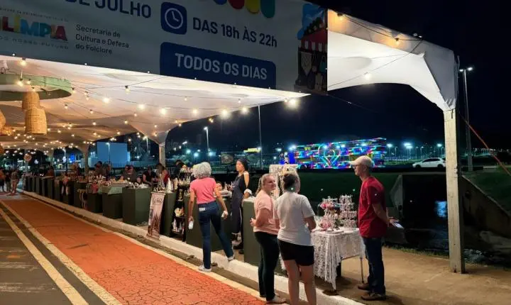 Feira nas Férias já está em funcionamento e terá atração musical nesta sexta (3)