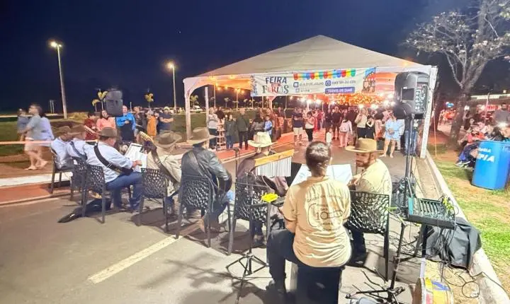 Feira nas Férias terá apresentação do Grupo Parafolclórico Frutos da Terra nesta sexta (17)