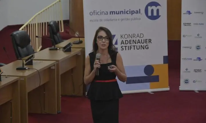 II Seminário Tributário do CODEVAR reúne mais de 100 servidores e debate impactos da Reforma Tributária na gestão municipal