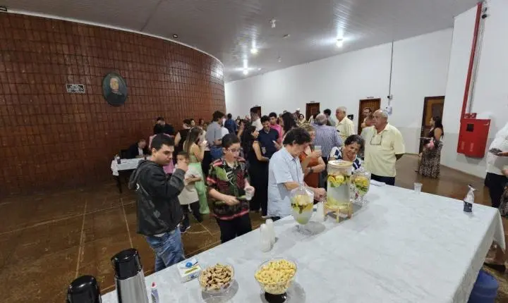 Lançamento De Livro Transforma Memória Pessoal Em Literatura E Cena