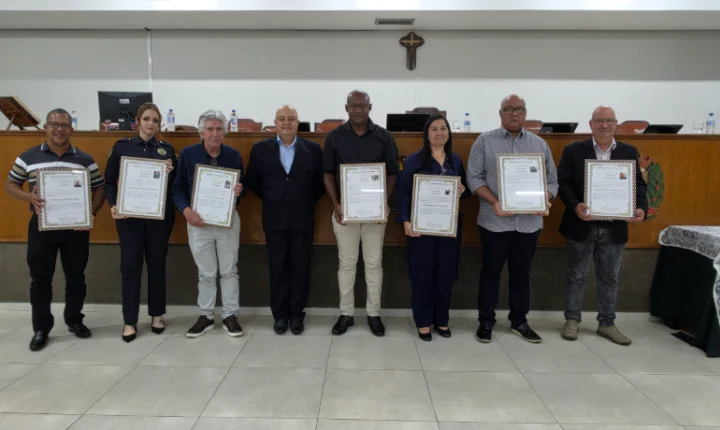 “Pessoas que fazem a diferença”: Barrera homenageia sete nomes