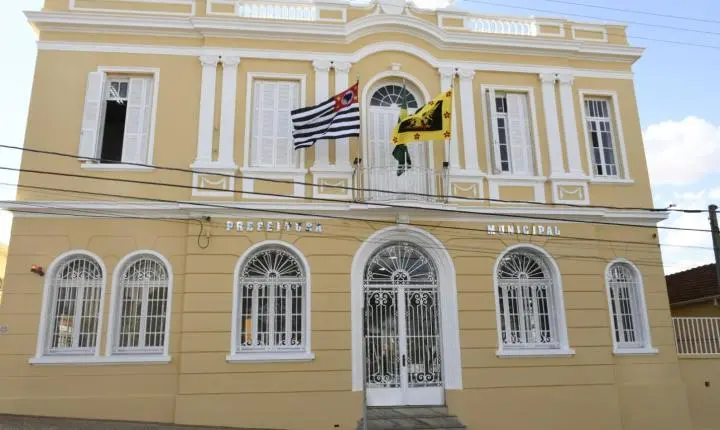 Prefeitura de Olímpia divulga feriados e pontos facultativos de 2027 para os órgãos públicos municipais