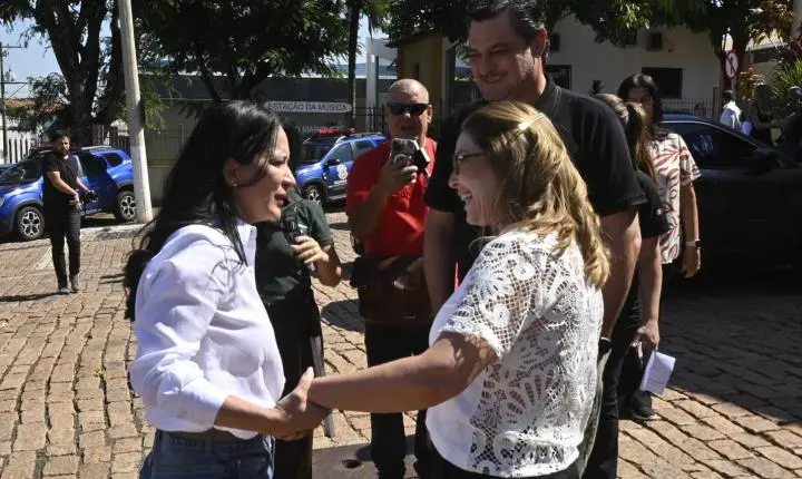 Primeira-Dama De São Paulo Prestigia Olímpia E Celebra Sucesso Da Carreta Da Capacitação Durante Agenda Oficial