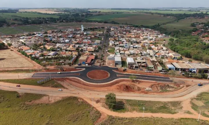 Rotatória de acesso ao Quinta das Aroeiras será entregue nesta sexta-feira (2)