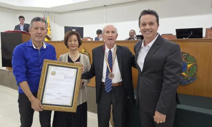Sargento Correia recebe Brasão do Centenário em noite de emoção na Câmara